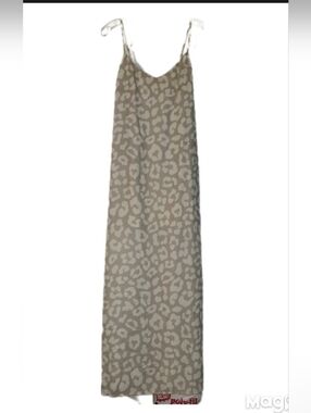 Pink Lily Beige Cheetah Spaghetti Strap Kick Hem Maxi Size Med